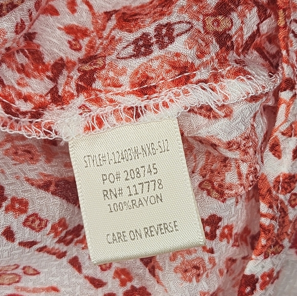 LOVESTITCH Red floral blouse shirt v-neck small short sleeve boho, size S - Picture 8 of 9